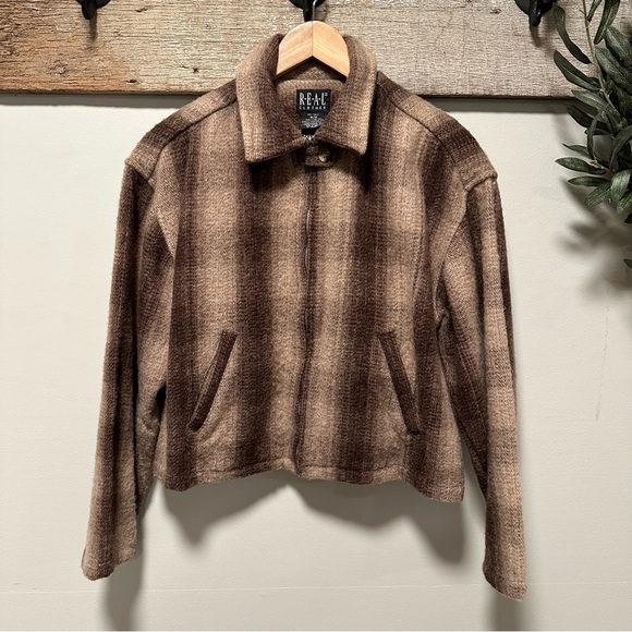 Vintage REAL Clothes by SAKS Fifth Avenue Plaid Wool Jacket Size Medium - Picture 2 of 16